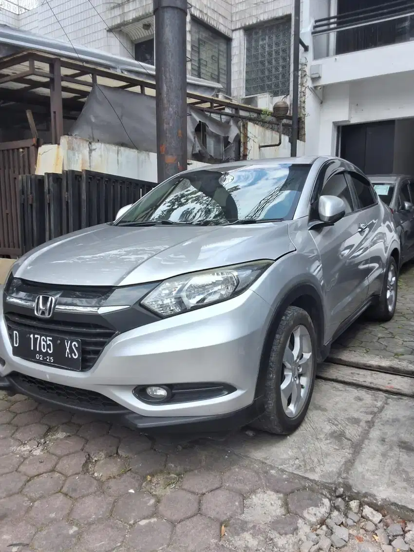 HR-V 1.5 E-AT 2015 PAJAK PANJANG