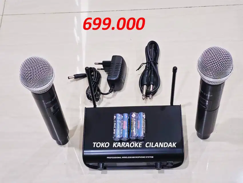 MICROPHONE WIRELESS 2 MIC  1set =receiver + 2mic + kabel+ adaptor