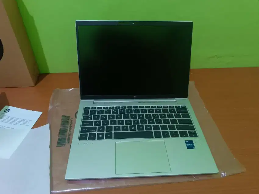 BNOB HP ELITEBOOK 830 G9 CORE i5 12th LAPTOP BUSINES SERIES MASIH BARU