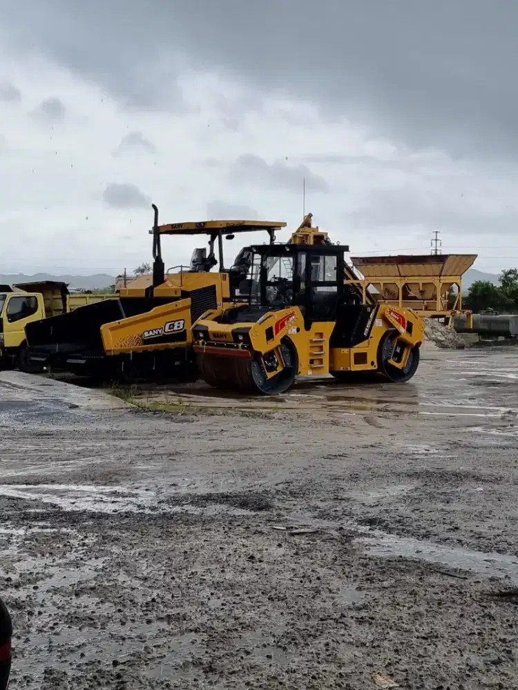 Alat Berat Untuk Pengaspalan Jalan Hotmix