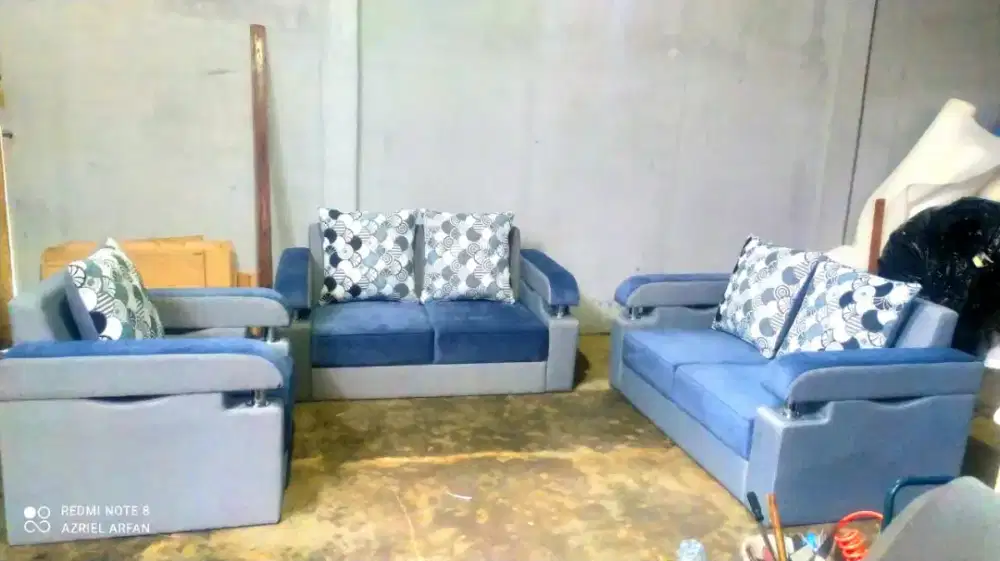 Sofa tangan tumpang