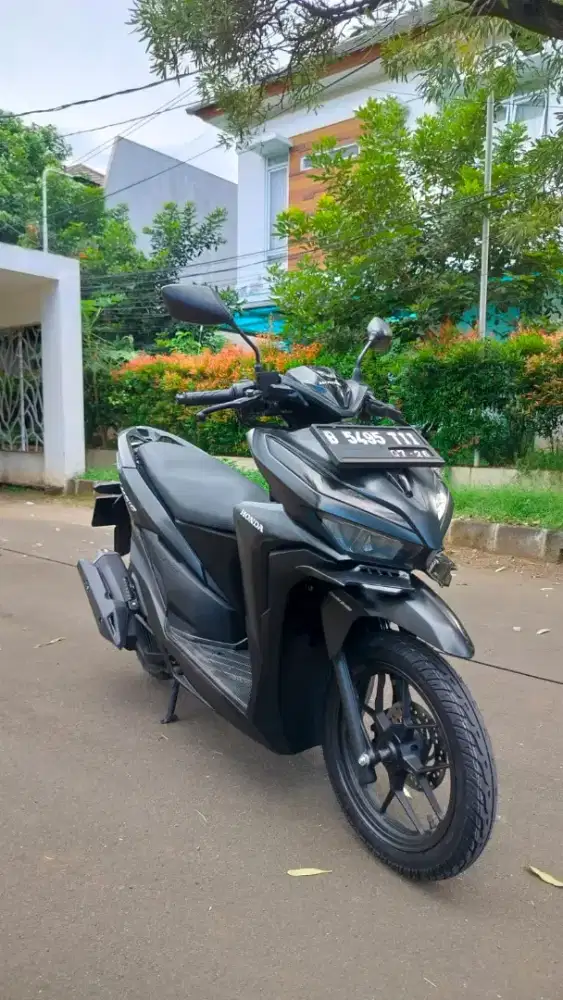 Bissmillah dijual motor Honda Vario LED new 125cc 2021 istimewa