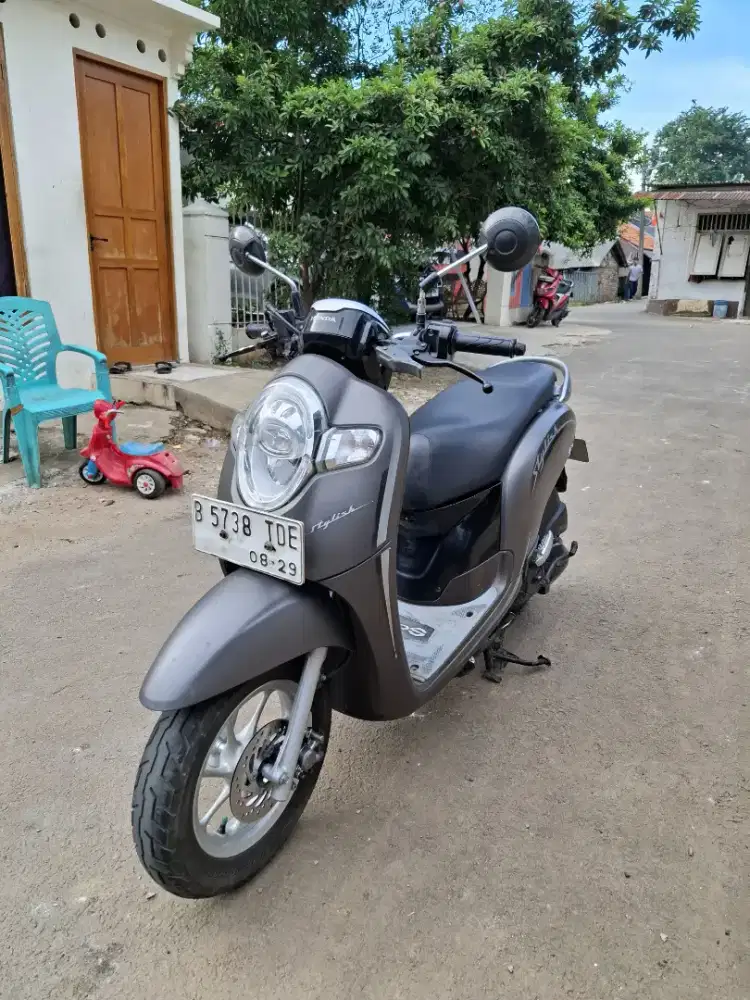 Bissmillah dijual motor Honda Scoopy 2019 istimewa