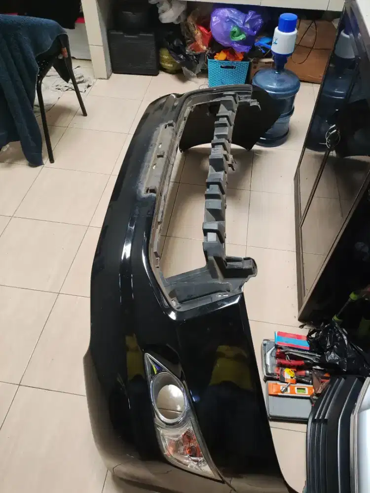 Bumper depan inova reborn