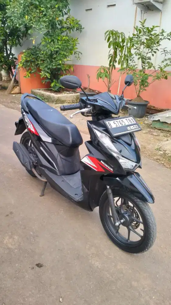 Bissmillah dijual motor Honda beat new 2023