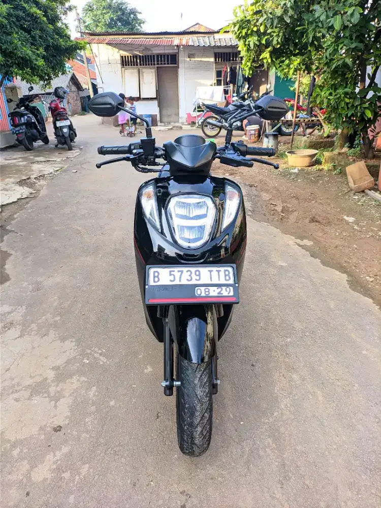 Bissmillah djual motor Honda Genio SE 2024 istimewa