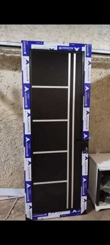 Jual kusen pintu satu dan pintu dua dari bahan aluminium dan kayu