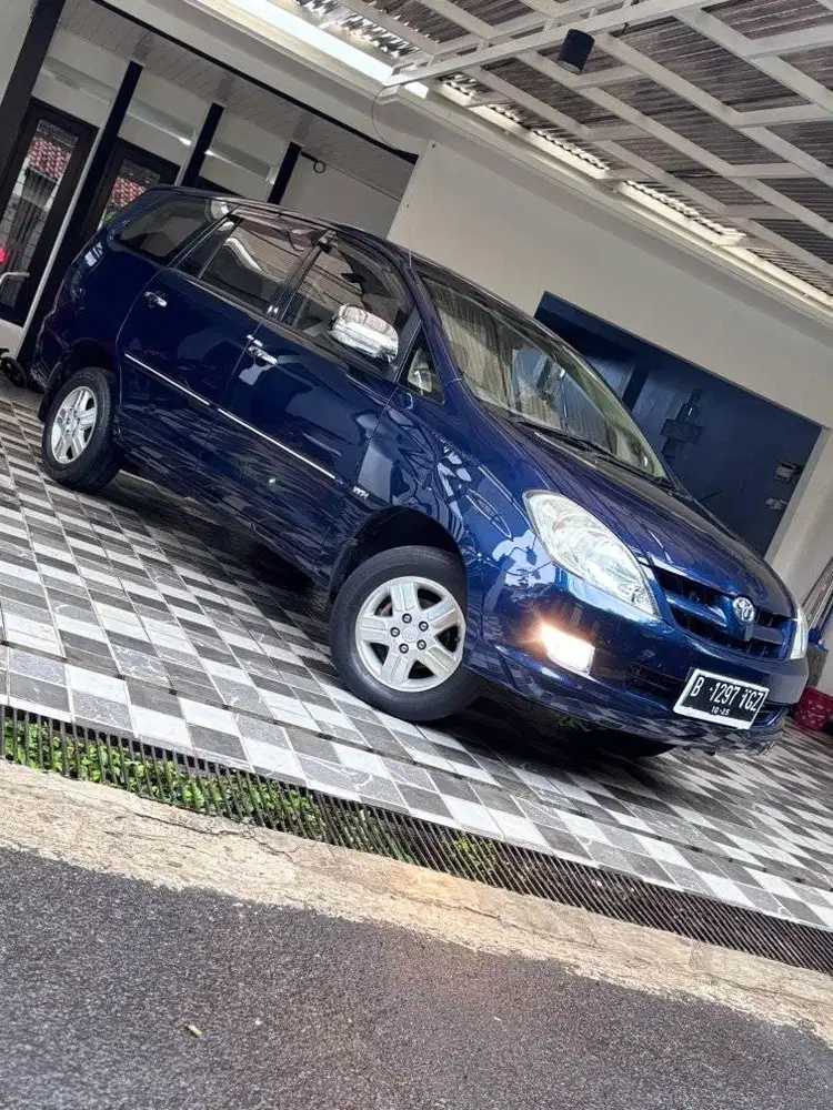 Toyota Kijang Innova G MT Manual 2005 Siap Pakai