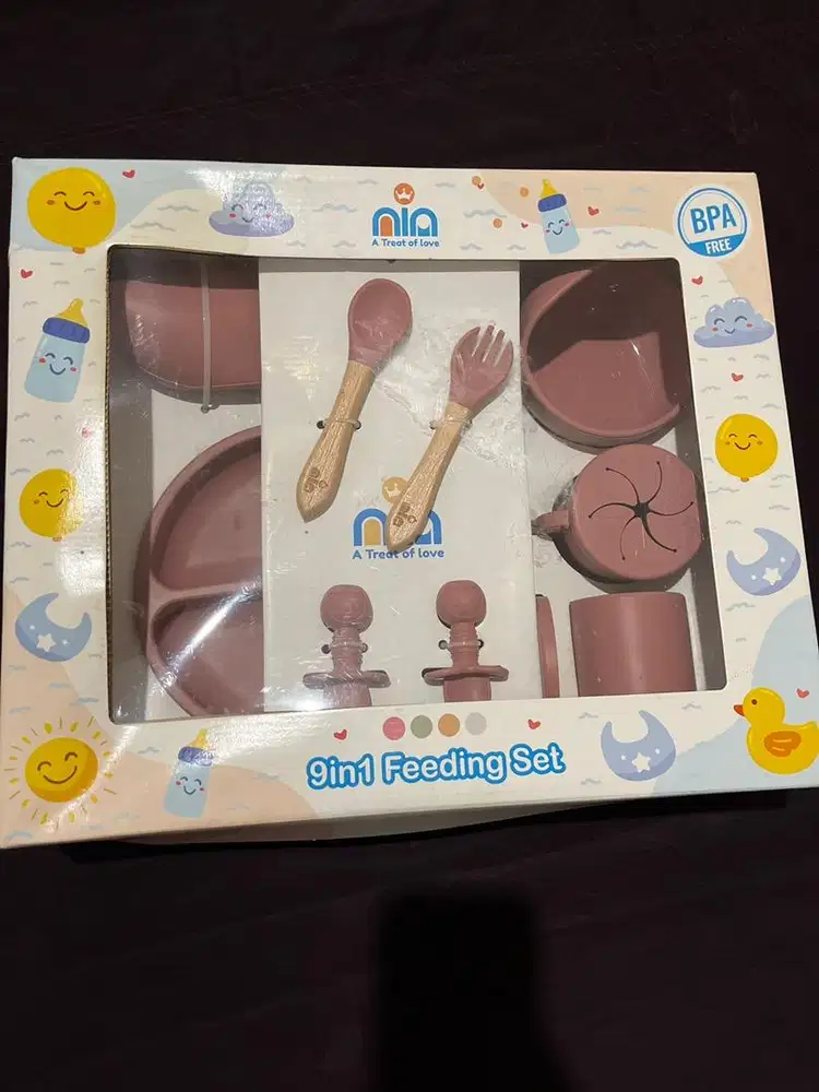 Feeding Set NIA (9 in 1)