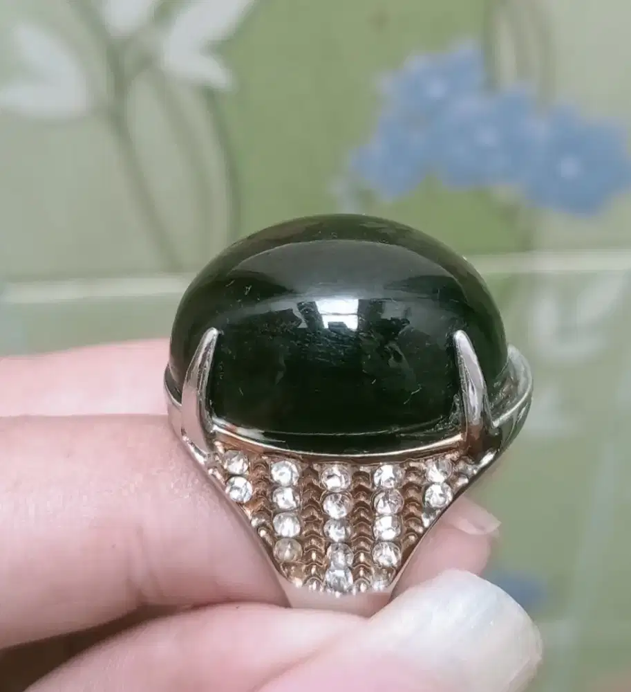 Batu Kecubung Wulung Quartz