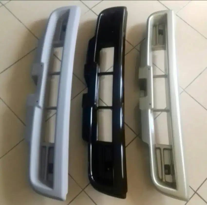 Bumper depan bagian bawah Toyota Avanza 2004-2006