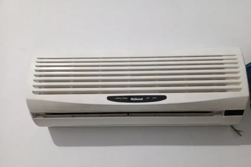 Kipas angin model Ac 1pk -2pk