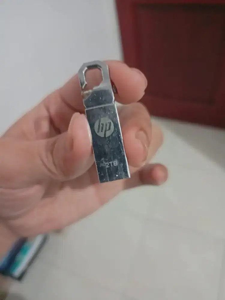 flasdisk 2 TB merk hp normal tinggal pake ok siap cek