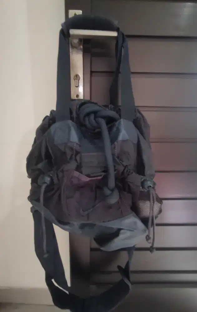 Tas slingbag besar model bagus minimalis