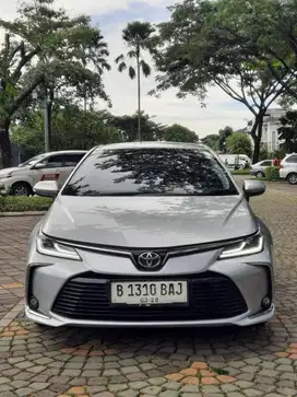 TOYOTA COROLLA ALTIS 1.8 V AT 2023