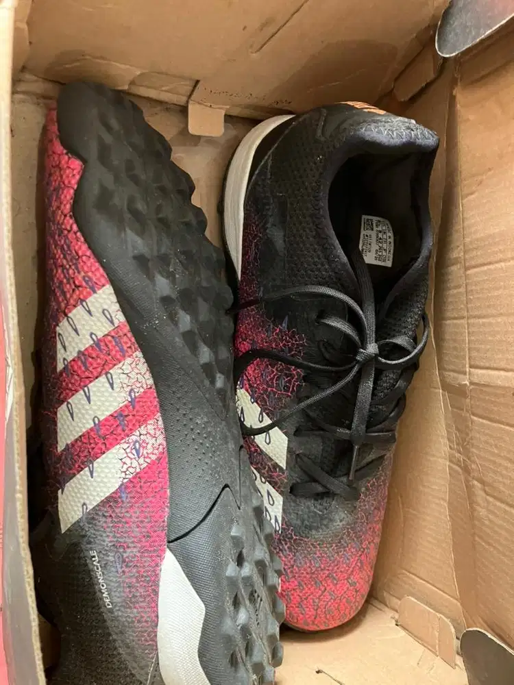 Sepatu Futsal Adidas size 42