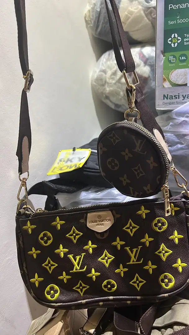 DIJUAL CEPAT TAS SELEMPANG BARU