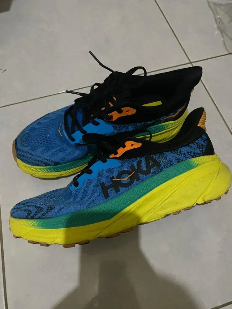 Hoka one one atr 7 used no box 42