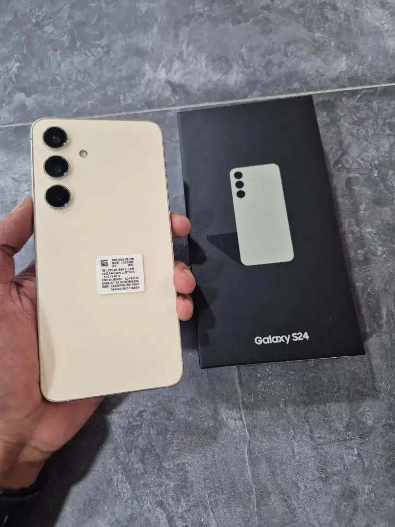 Samsung S24 5G 8/256gb sein yellow