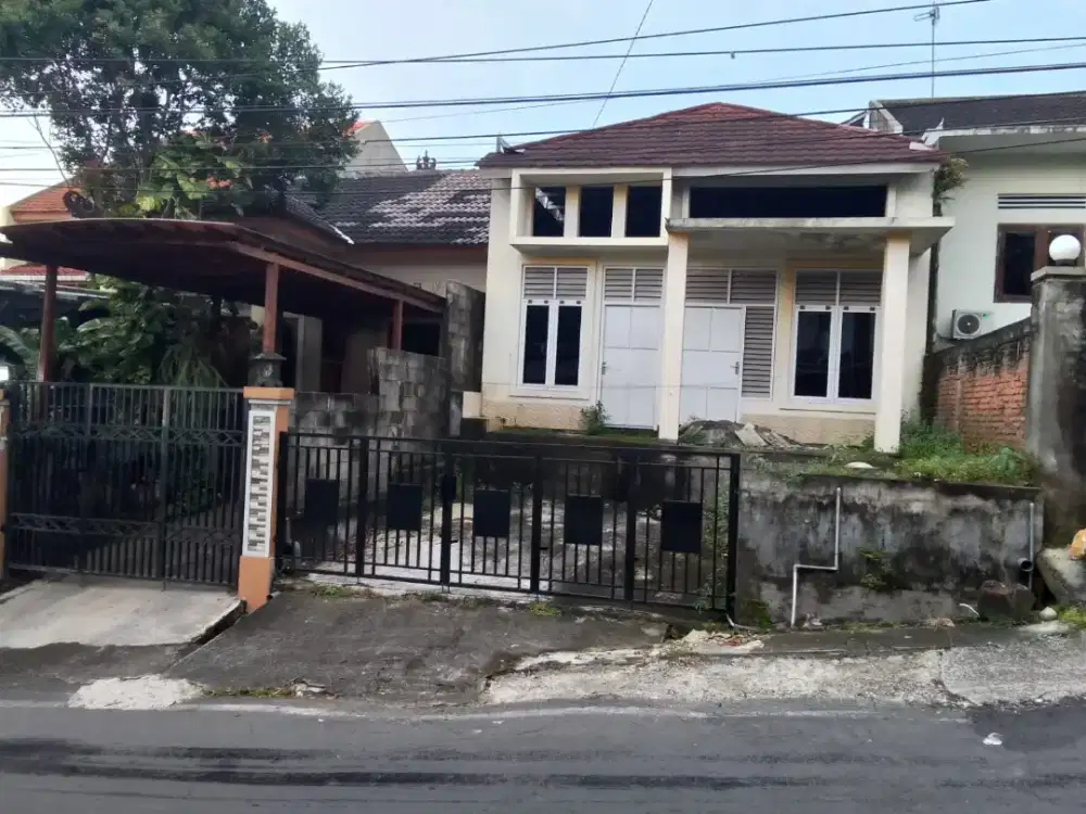 DIJUAL RUMAH PINGGIR JALAN RAYA BERINGIN NGALIAN SEMARANG