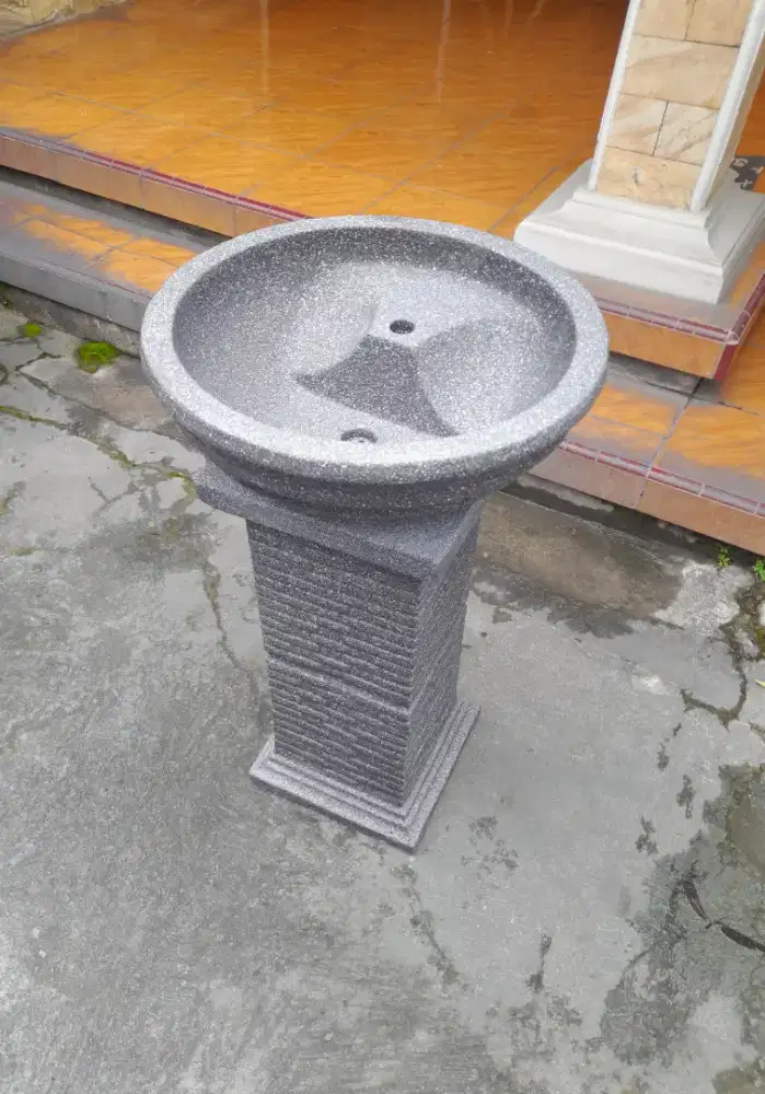 Wastafel cuci tangan melayani pesan antar bayar ditempat