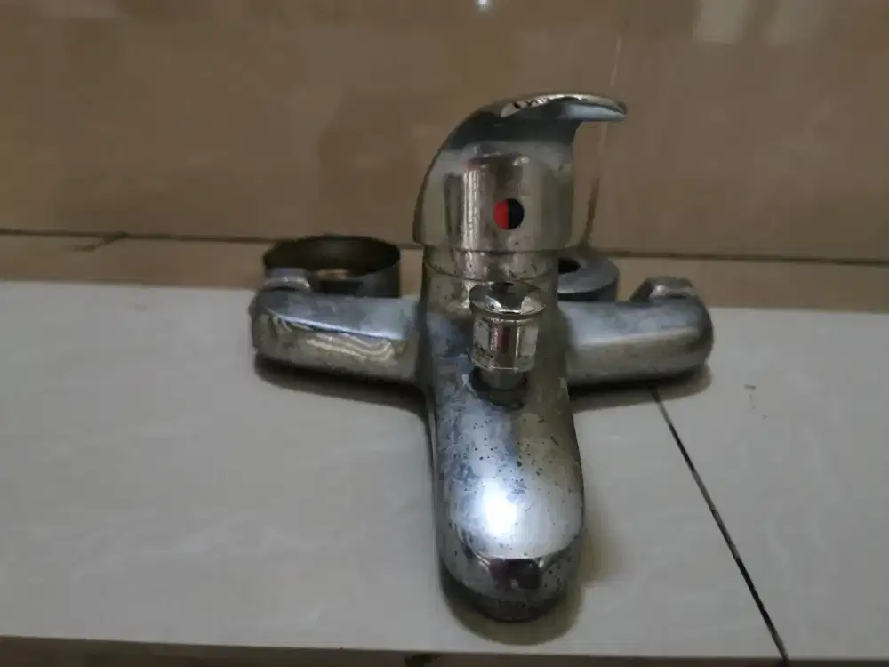 Kran shower panas dingin soligen