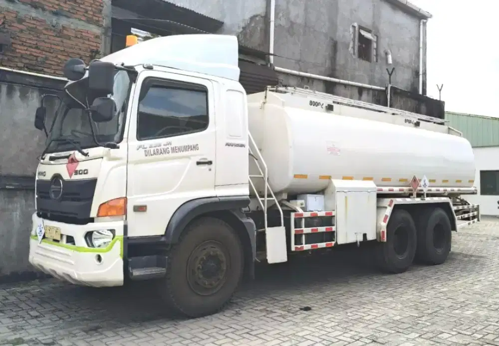 50rbKM+banBaru Murah Hino tronton 6x2 FL 235 JN tangki minyak 2020 air