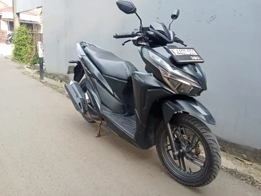 Honda Vario 150 Keyles th 2018 Surat lengkap pajak hidup plat DKI