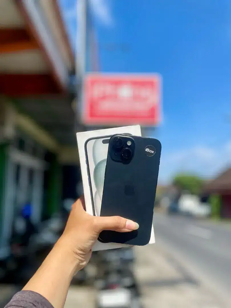 Iphone 15 128gb second resmi indonesia garansi 1 bulan