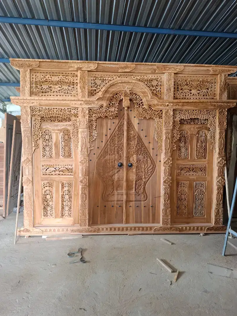 gebyok 350x270 pintu kler