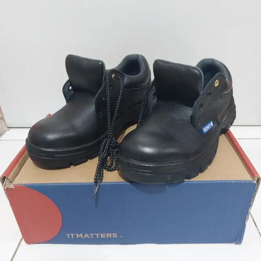 Sepatu Safety Kent Model Baru Busa Tebal Java 78116