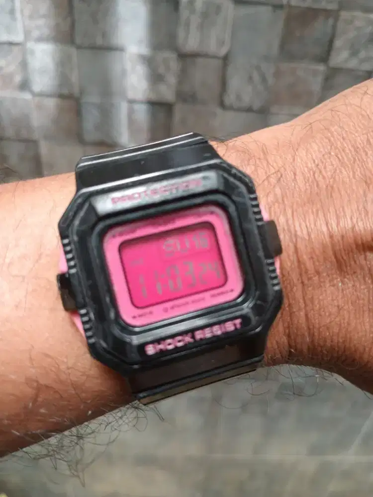 Casio G-SHOCK Mini GMN-550 Original (Rare Item)