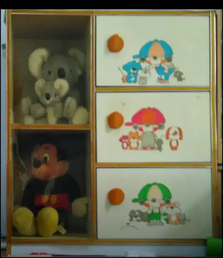 Lemari Kecil seken kondisi OK