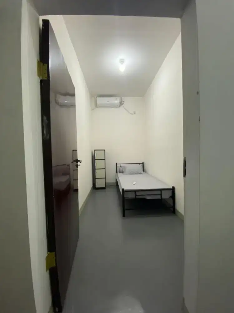 DISEWAKAN Rumah baru RENOV LOKASI STRATEGIS