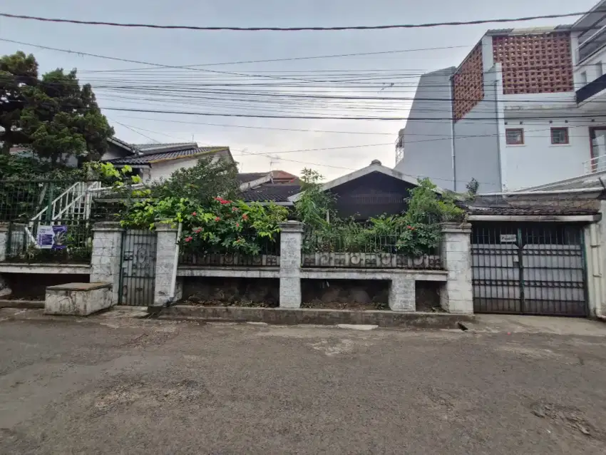 Rumah asri area buah batu BKR dibawah pasar