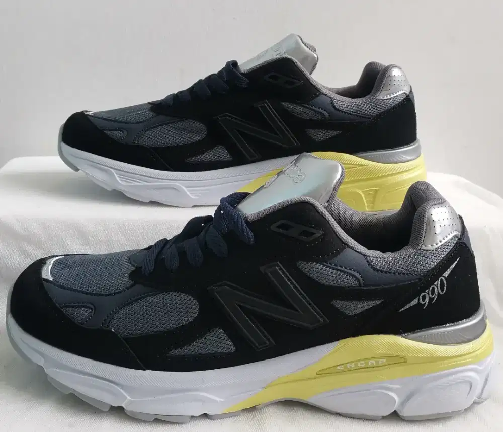 New Balance 990 USA Size 42