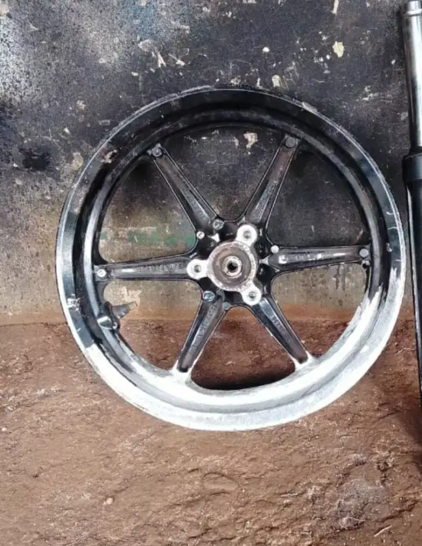 Velg Fazzio Depan