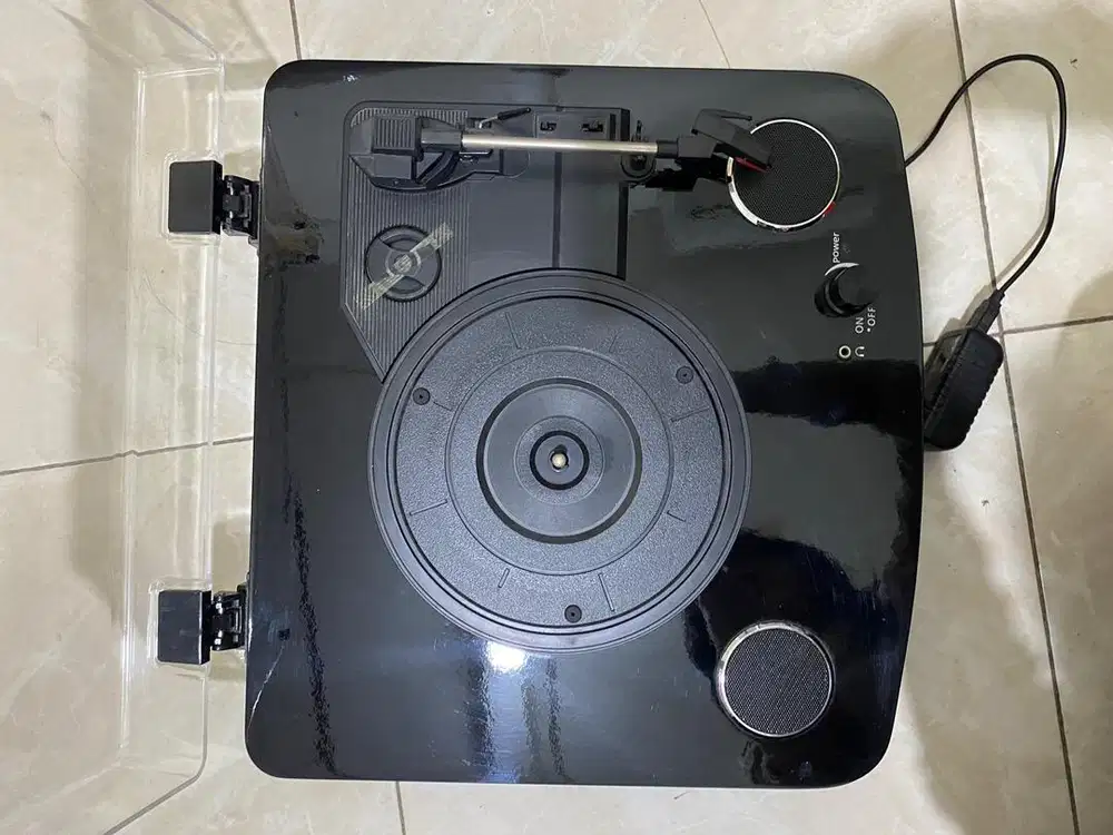 AE Trend Acryllic Turntable Gramophone Record Vinyl Player