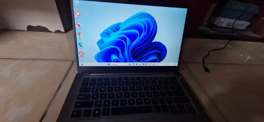 DELL LATITUDE 7400