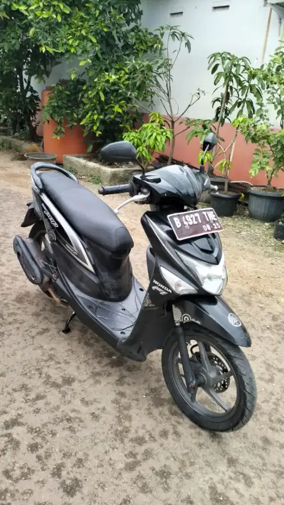 Bissmillah dijual motor Honda beat pop 2015 istimewa