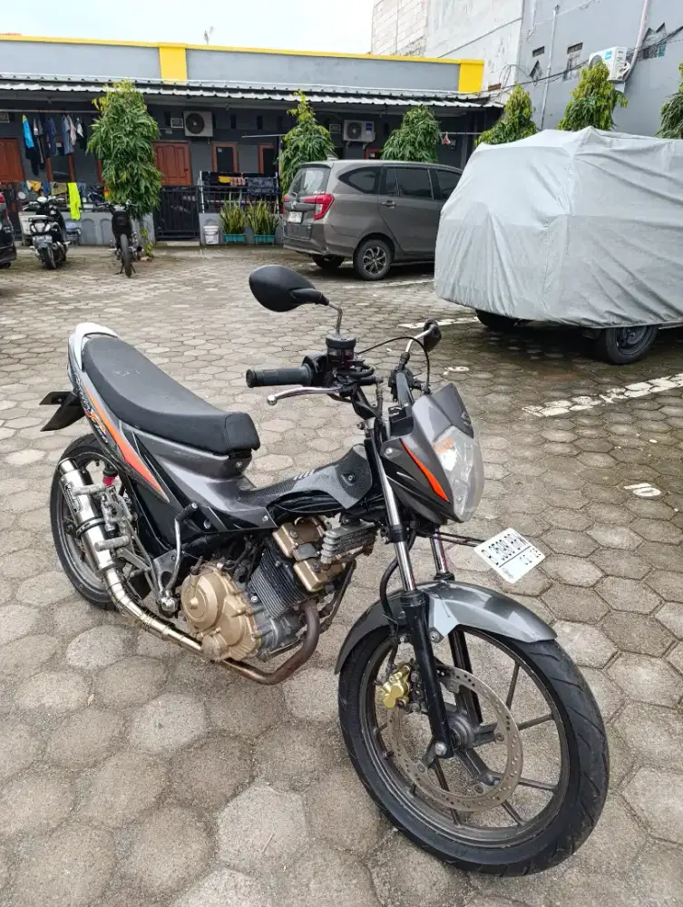 Bissmillah dijual motor Suzuki satria Fu 2013