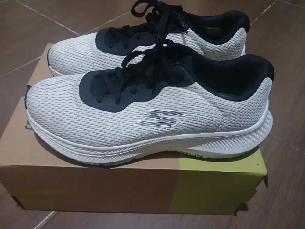 SKETCHERS GO RUN ORIGINAL