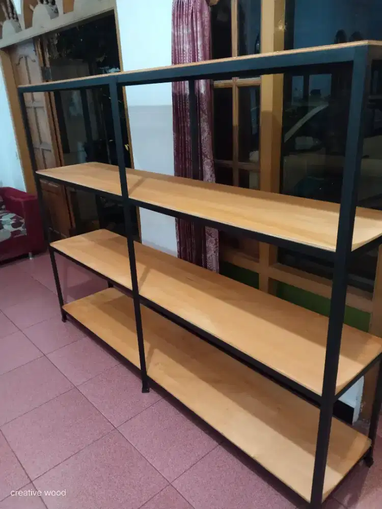 Rak besi siku untuk toko bangunan