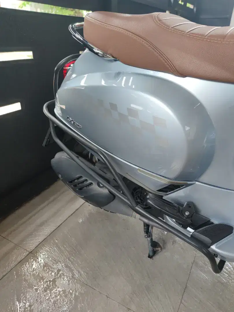 Crashbar plus bumper depan Vespa LX 125/150