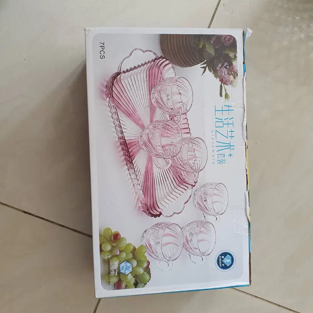 Anitique Chinese Glassware