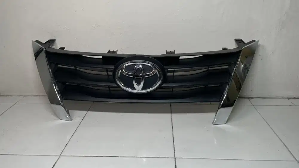 grill original copotan Fortuner G 2016