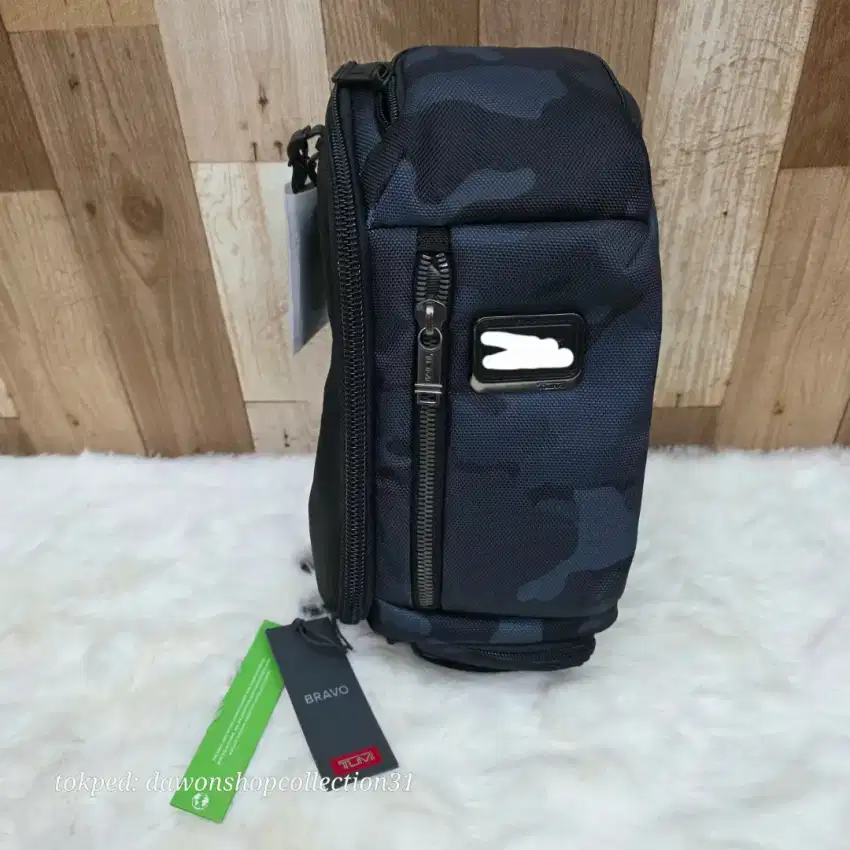 Tumi alpha bravo kelley navy camo original like new