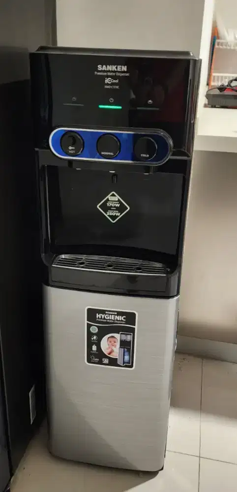 Dispenser Sanken HWD-C5331C 
Bagus keren baru pakai 3 Bulan