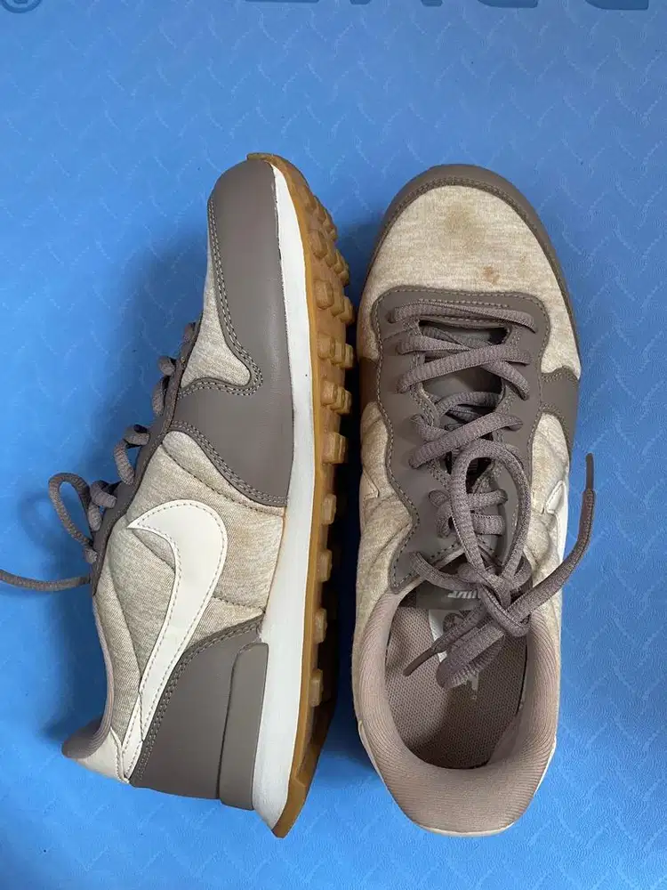 Sepatu adidas coklat ori