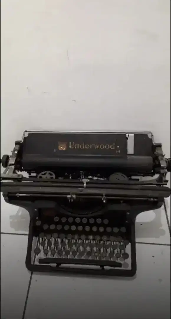 MESIN TIK UNDERWOOD SECOND